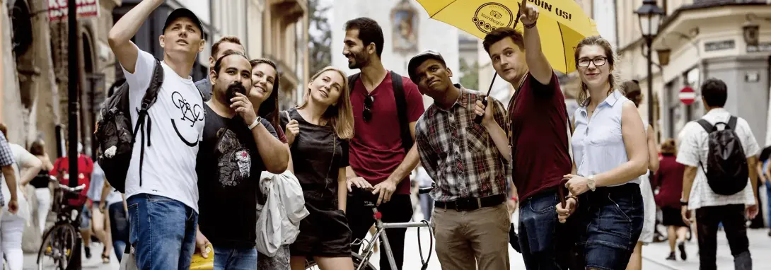 Image of people on free walking tour