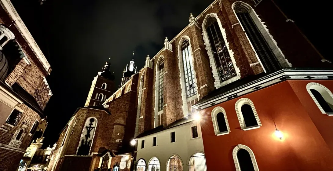 St. Mary's Basilica in Krakow at night.