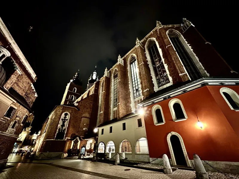 St. Mary's Basilica in Krakow at night.