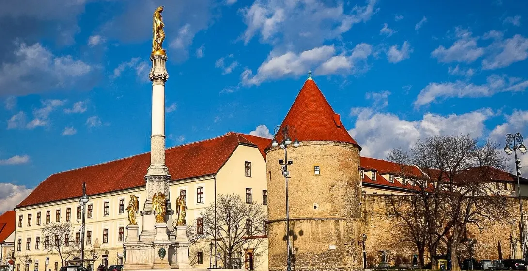 Lotrščak Tower and Marian Column in Zagreb's Upper Town.