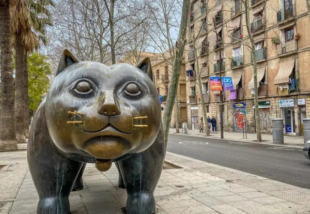 Bronze cat sculpture in El Raval, Barcelona.
