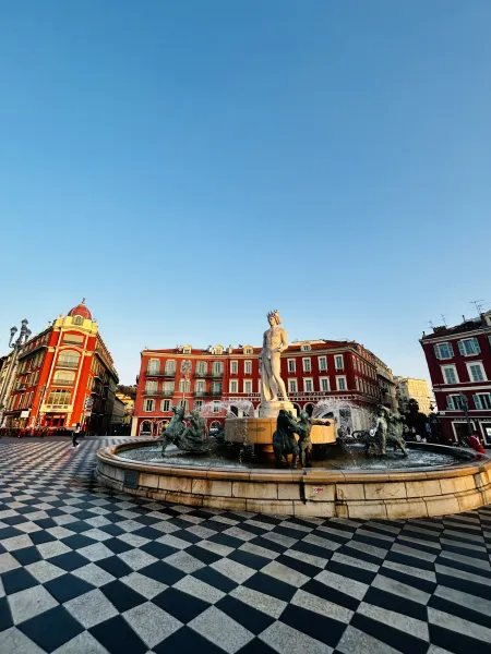 The stunning Fontaine du Soleil in Place Masséna, Nice.